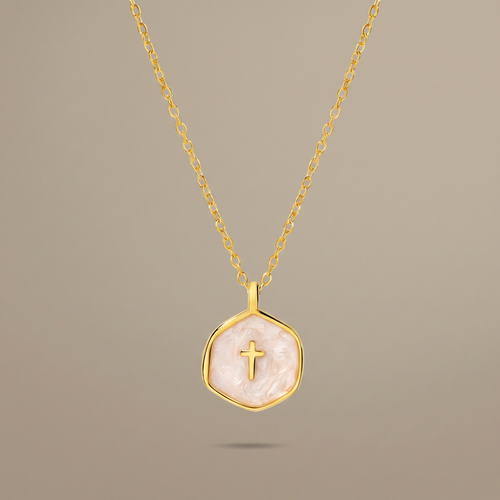Vacker Cross Necklace