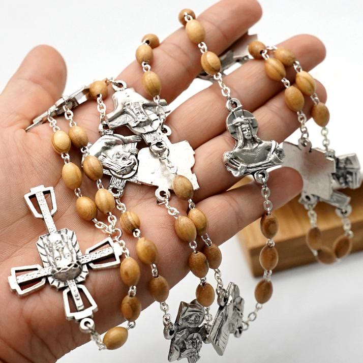 Via Crucis 14 Stations of the Cross Oval Mother of Pearl/Olive Wood Rosary