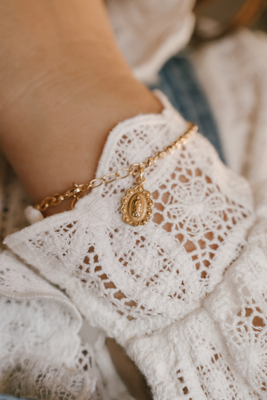 Our Lady of Guadalupe Scalloped Bracelet