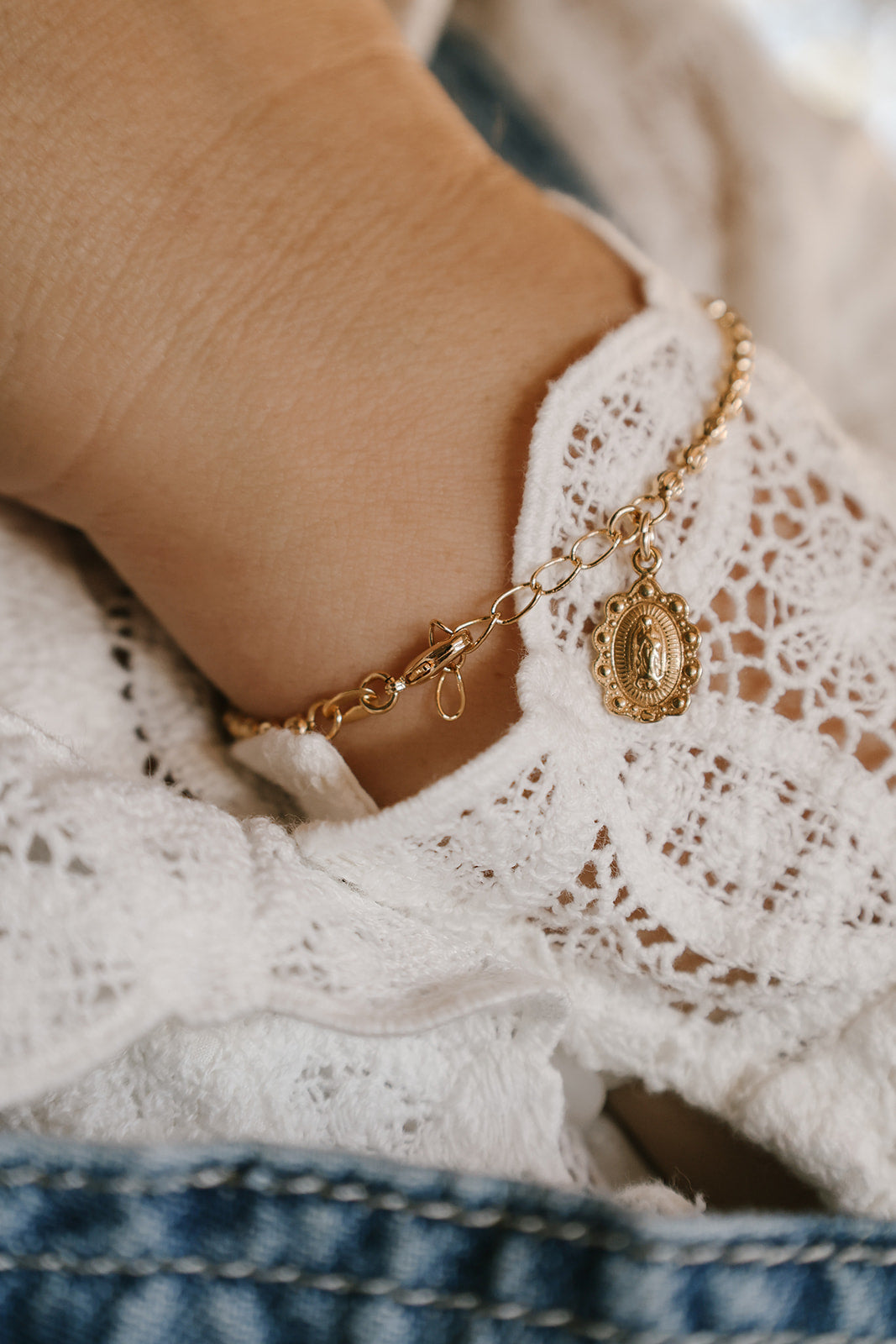 Our Lady of Guadalupe Scalloped Bracelet
